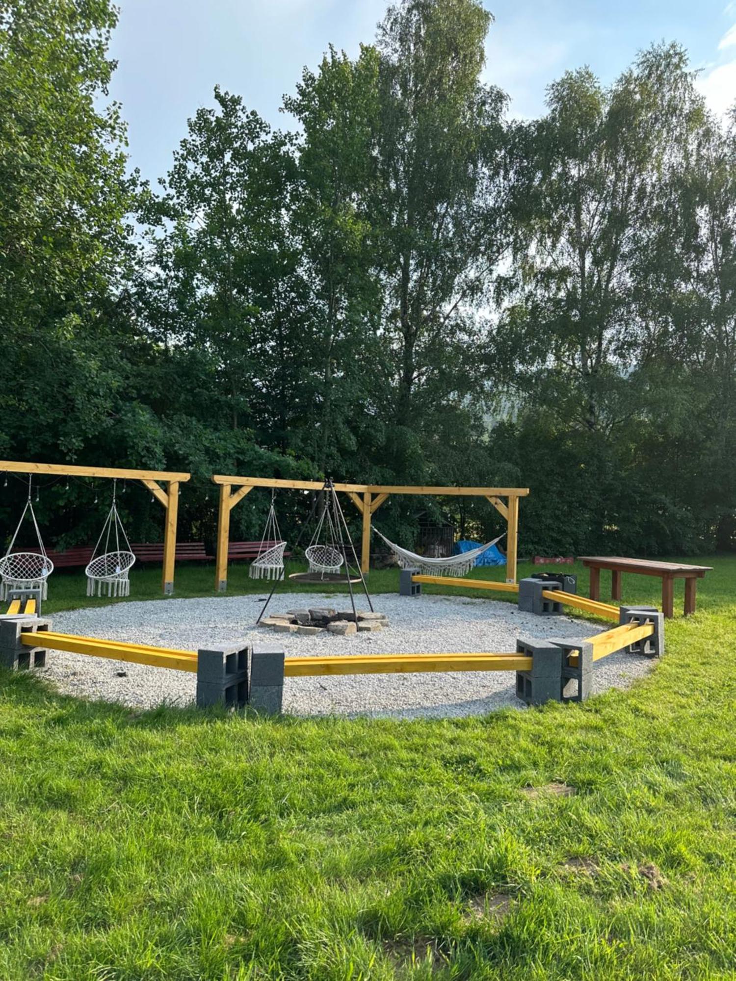 Pokoje Maria Międzybrodzie Bialskie Exteriör bild